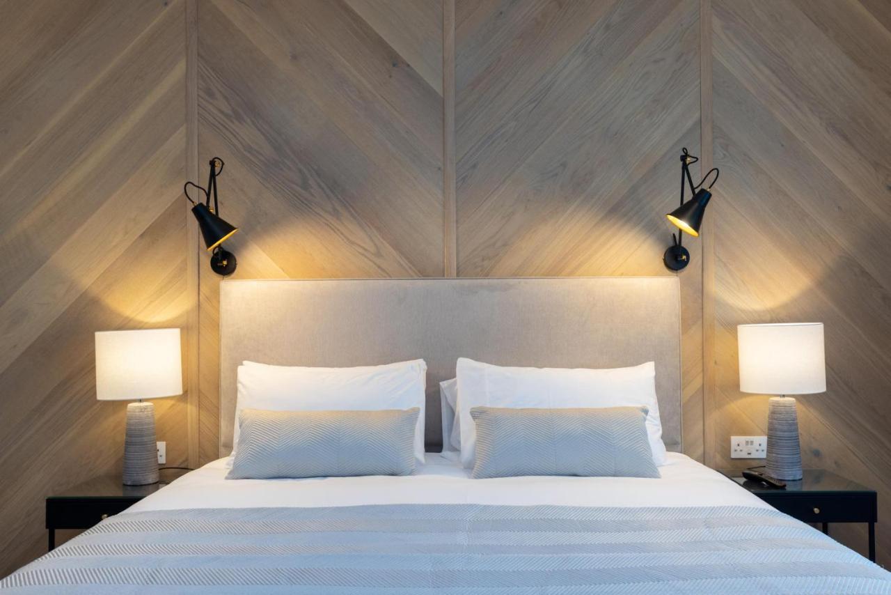 The Kingswood Hotel Сейнт Остел Екстериор снимка