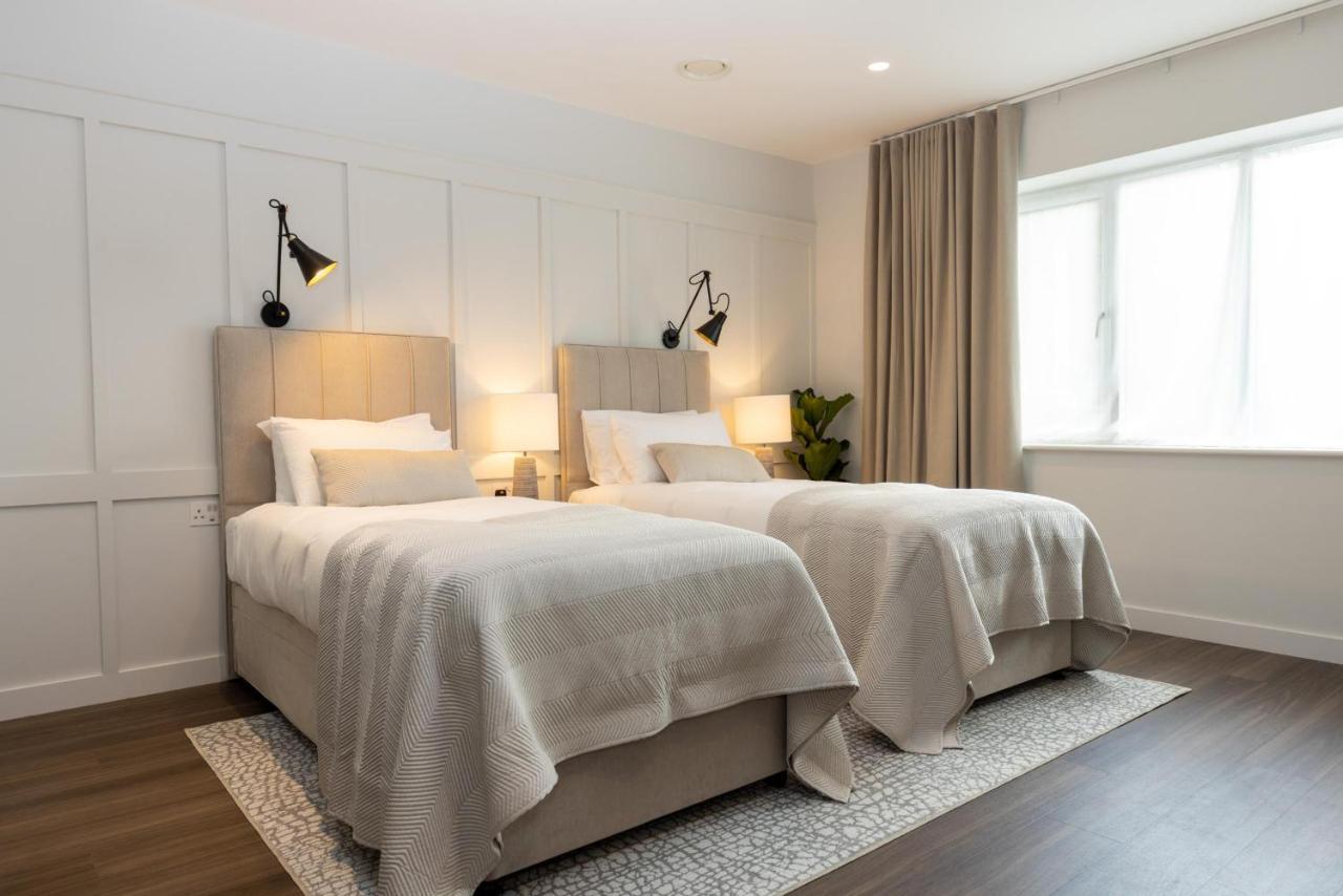 The Kingswood Hotel Сейнт Остел Екстериор снимка